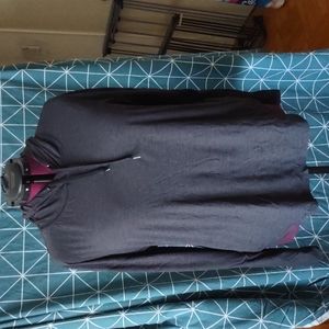 XXL Old Navy hooded breathe on active long sleeve top